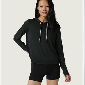 Vuori Halo Essential Hoodie Black Hoodie